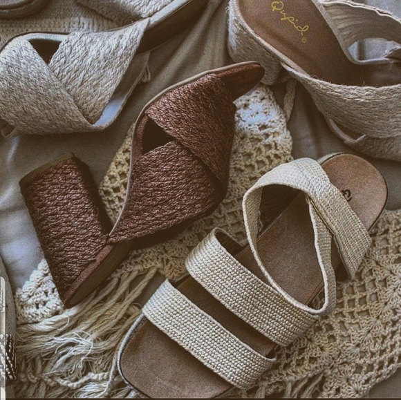 🆕️Summer Tings Collection// Brown Jute Block Heel - Picture 5 of 8